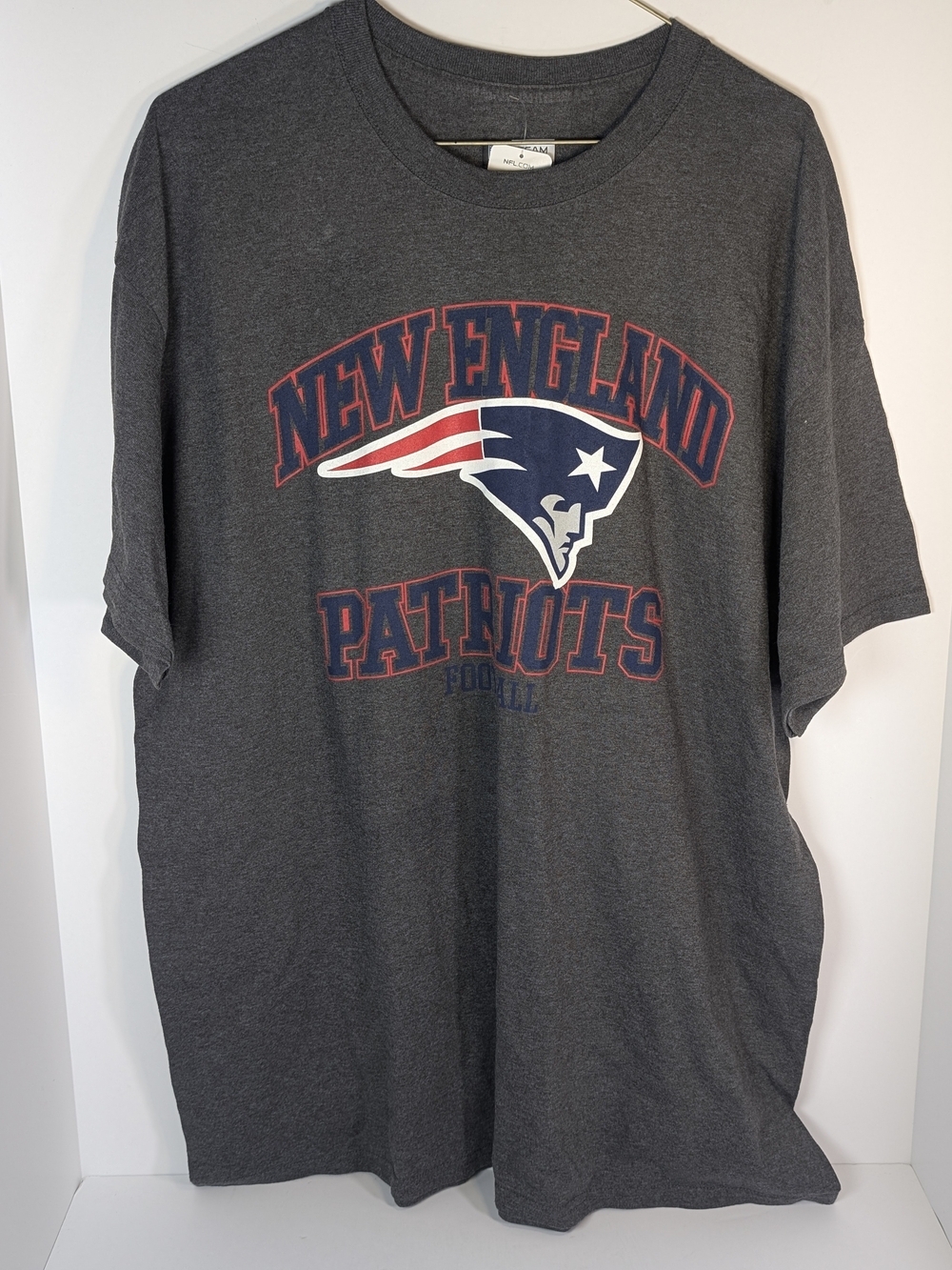 New England Patriots Shirt Mens XL Gray Short Sleeve NFL Football Graphic Tee